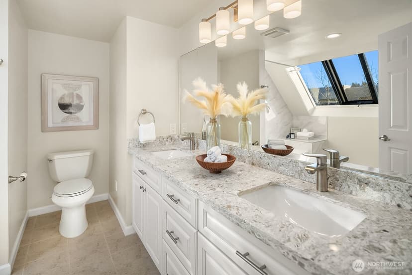 Property photo for 3030 80th Avenue SE #306, Mercer Island photo 24