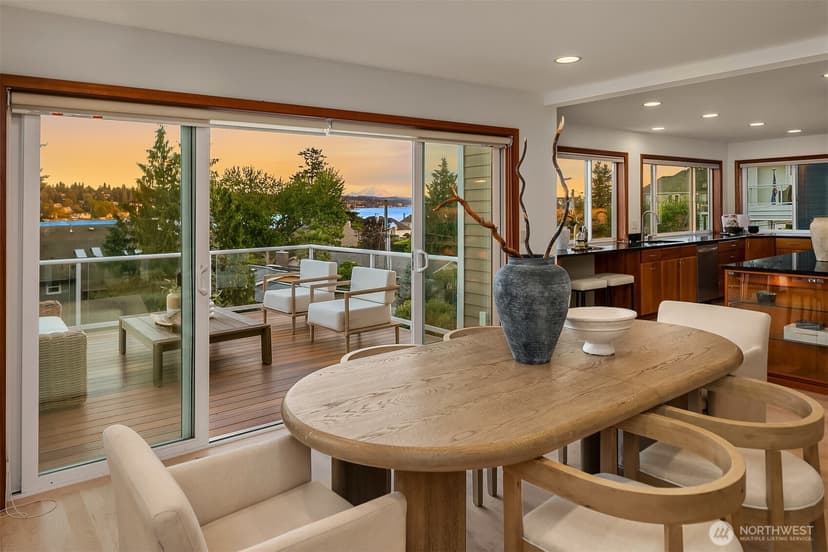 Property photo for 8533 NE Juanita Drive, Kirkland photo 13