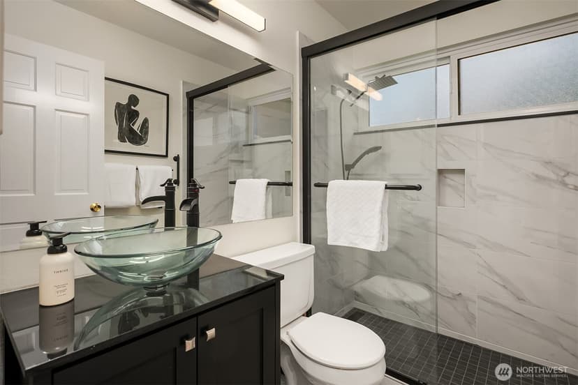 Property photo for 8533 NE Juanita Drive, Kirkland photo 25