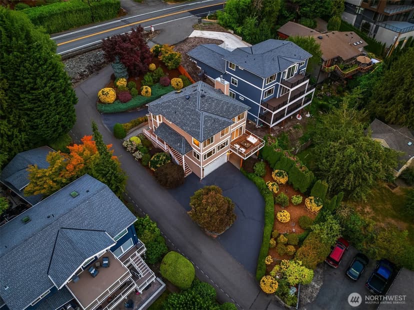 Property photo for 8533 NE Juanita Drive, Kirkland photo 36