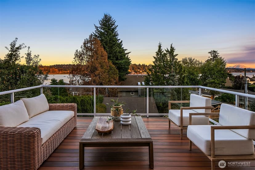 Property photo for 8533 NE Juanita Drive, Kirkland photo 2