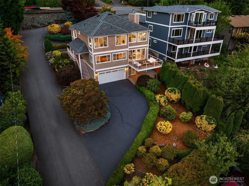 Property photo for 8533 NE Juanita Drive, Kirkland photo 39