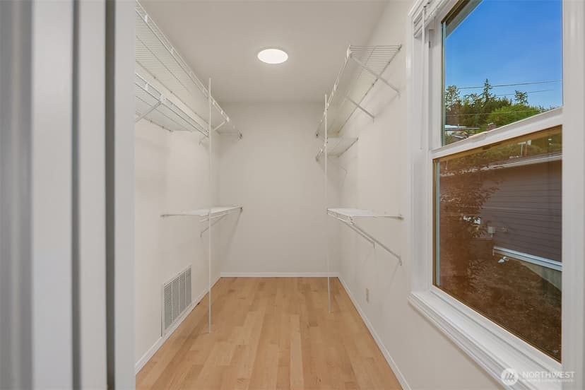 Property photo for 8533 NE Juanita Drive, Kirkland photo 22