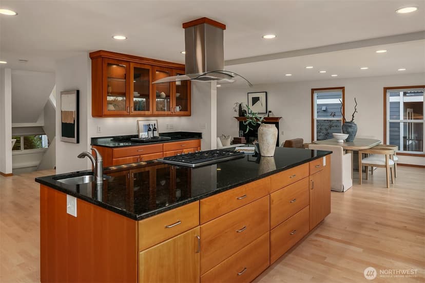Property photo for 8533 NE Juanita Drive, Kirkland photo 8