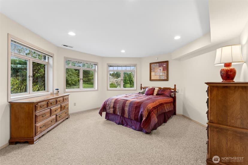 Property photo for 19301 4th Place SW, Normandy Park photo 15