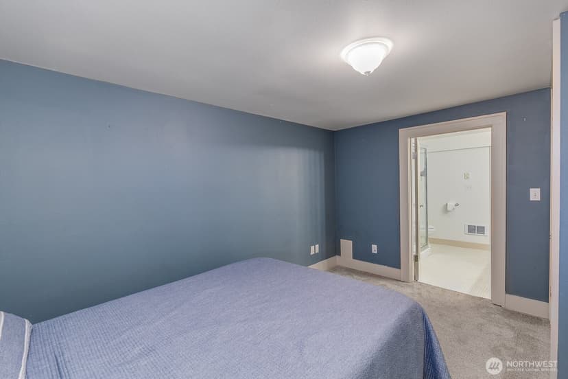 Property photo for 1005 Grand Avenue, Everett photo 27