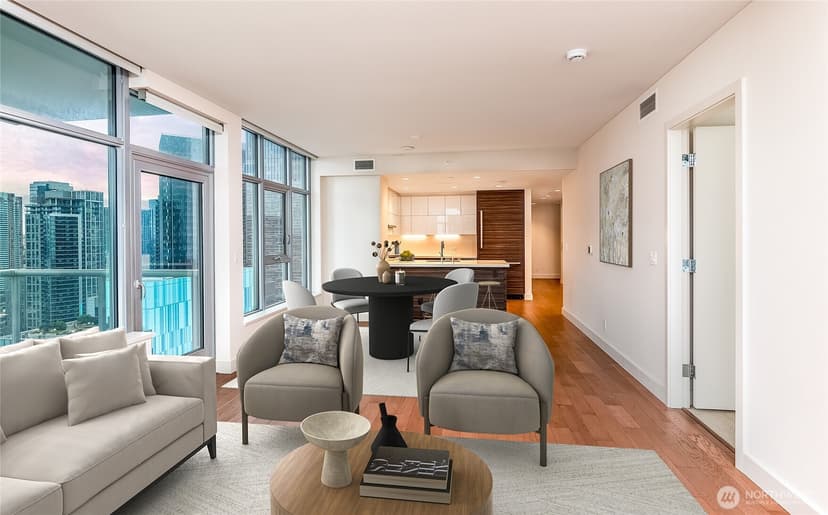 Property photo for 588 Bell Street #2902S, Seattle photo 3