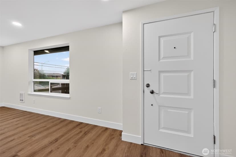 Property photo for 849 S Jackson Avenue, Tacoma photo 13