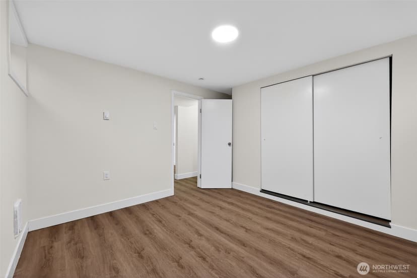 Property photo for 849 S Jackson Avenue, Tacoma photo 12