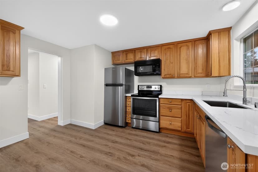 Property photo for 849 S Jackson Avenue, Tacoma photo 16