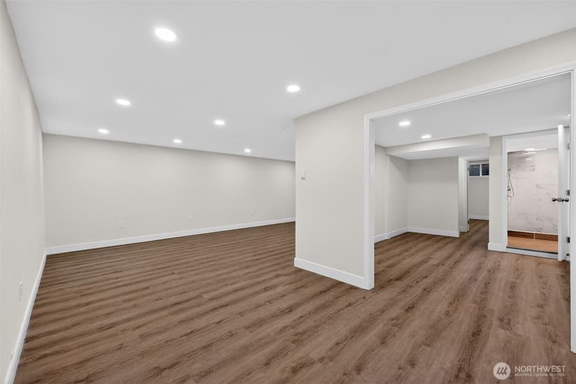 Property photo for 849 S Jackson Avenue, Tacoma photo 9