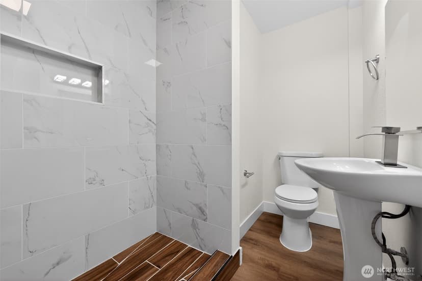 Property photo for 849 S Jackson Avenue, Tacoma photo 10