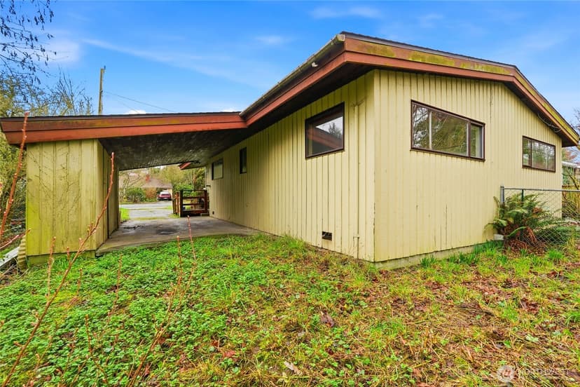 Property photo for 10012 8th Avenue NW, Seattle photo 24