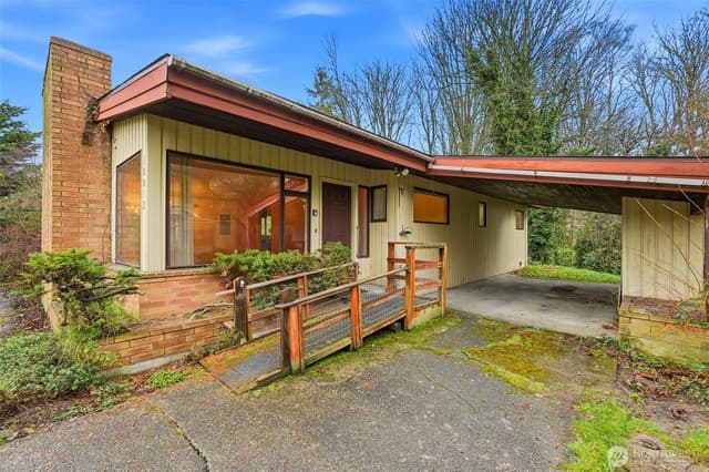 Property photo for 10012 8th Avenue NW, Seattle