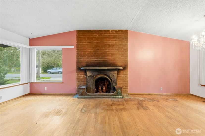 Property photo for 10012 8th Avenue NW, Seattle photo 6
