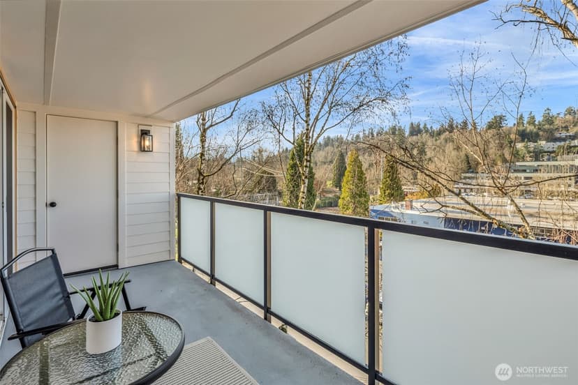 Property photo for 3055 80th Avenue SE #204, Mercer Island photo 8
