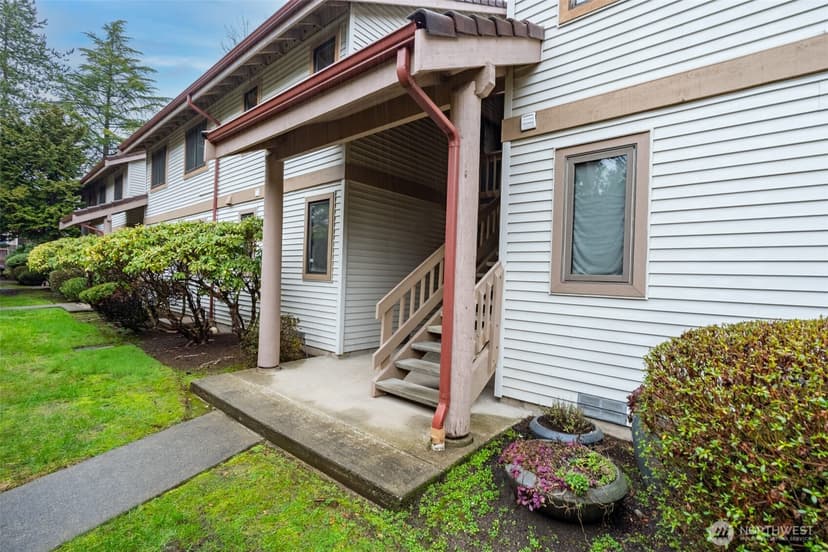 Property photo for 17306 119th Lane SE #M11, Renton photo 22