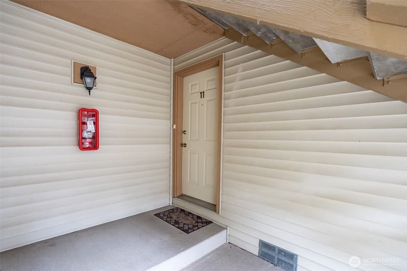 Property photo for 17306 119th Lane SE #M11, Renton photo 23