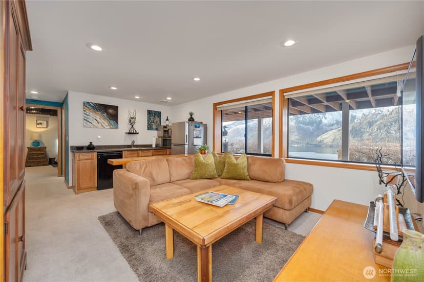 Property photo for 2885 Lakeshore Drive, Manson photo 33
