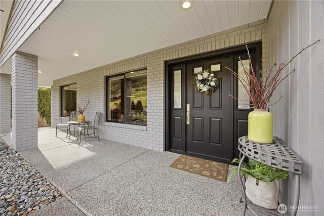 Property photo for 2885 Lakeshore Drive, Manson photo 3