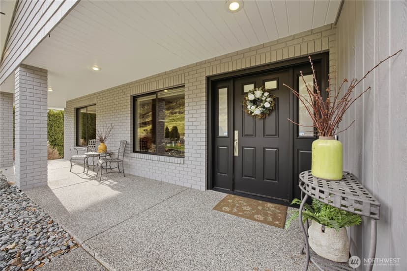 Property photo for 2885 Lakeshore Drive, Manson photo 3