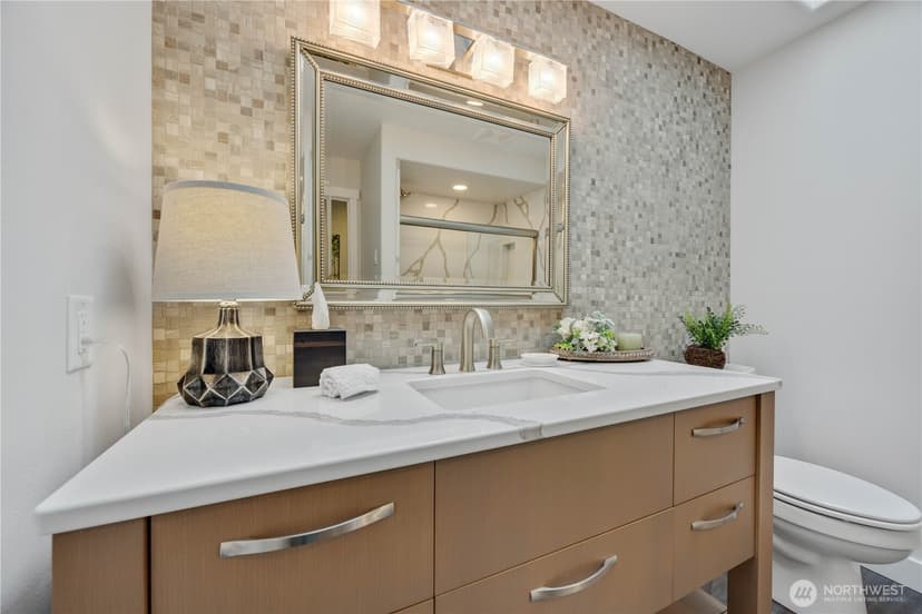 Property photo for 2885 Lakeshore Drive, Manson photo 17