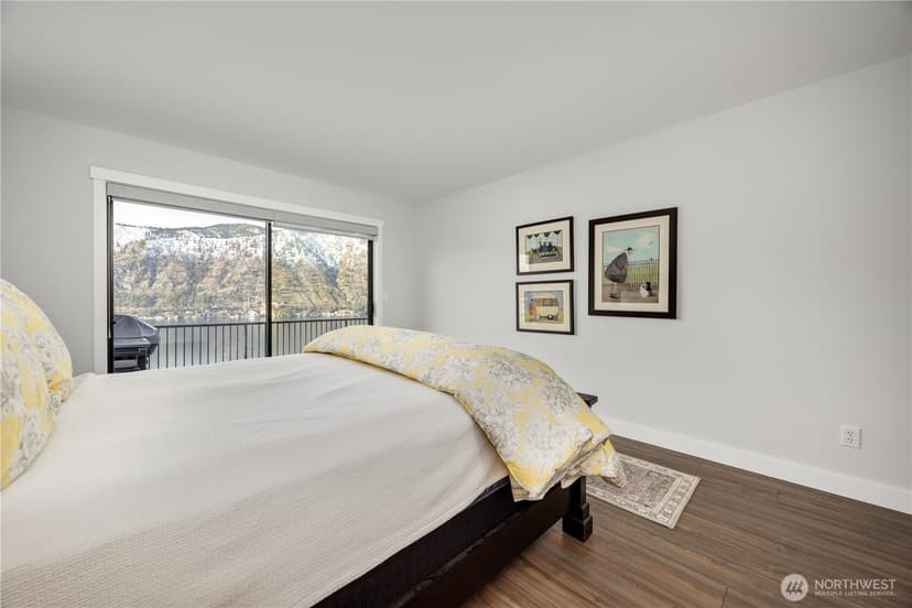 Property photo for 2885 Lakeshore Drive, Manson photo 24