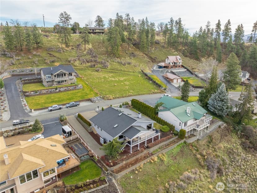 Property photo for 2885 Lakeshore Drive, Manson photo 38