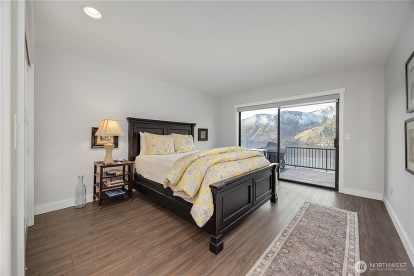 Property photo for 2885 Lakeshore Drive, Manson photo 23