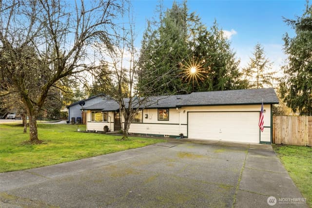 Property photo for 7606 Sandy Way NE, Poulsbo photo 2