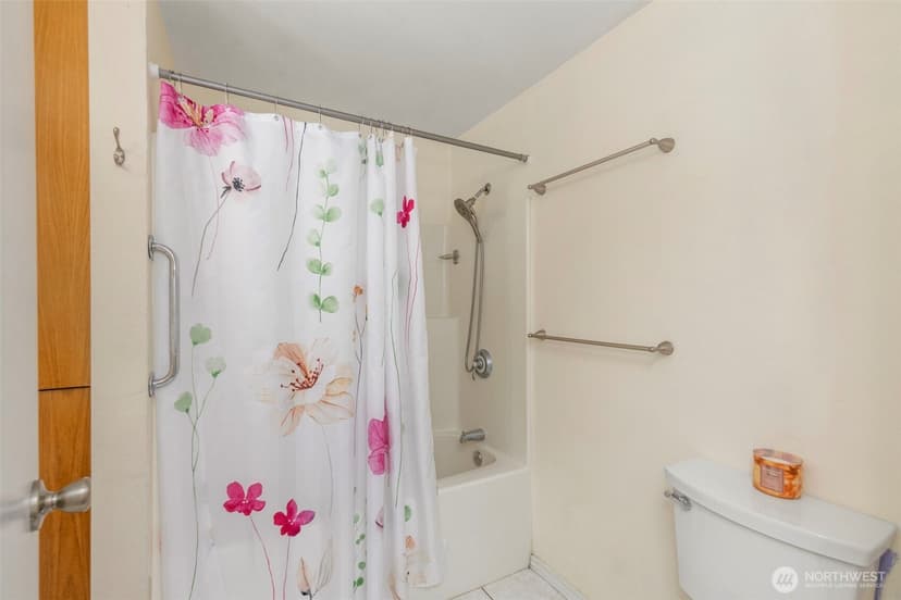 Property photo for 7606 Sandy Way NE, Poulsbo photo 10