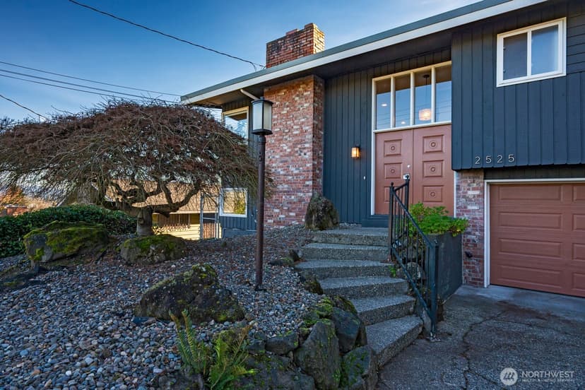 Property photo for 2525 S Raymond Street, Seattle photo 2