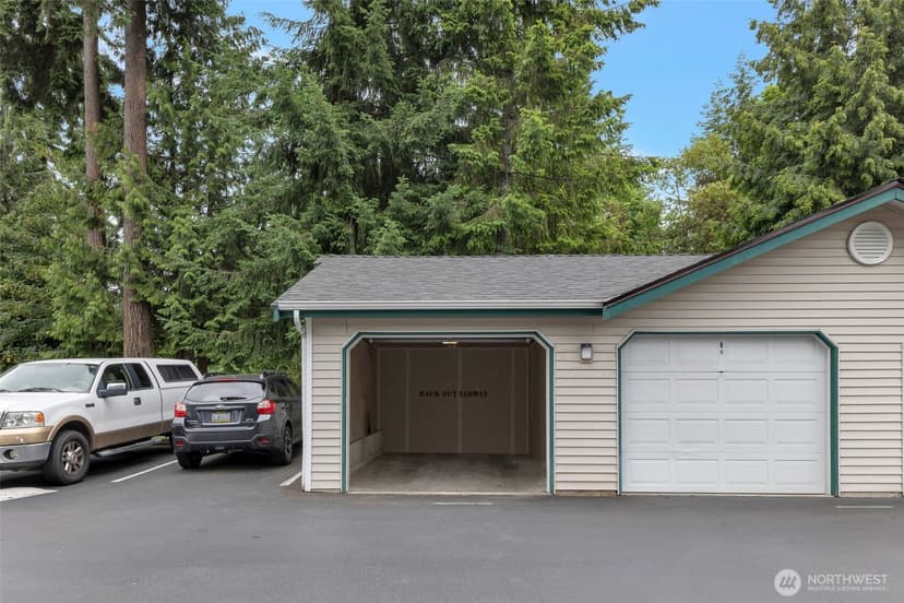 Property photo for 13301 SE 79th Place #B-402, Newcastle photo 19