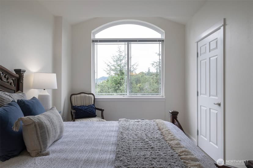 Property photo for 13301 SE 79th Place #B-402, Newcastle photo 9