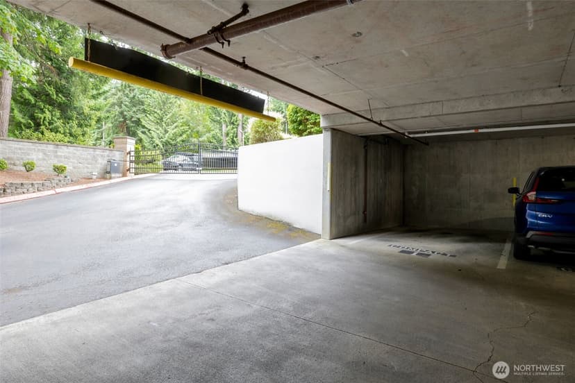 Property photo for 13301 SE 79th Place #B-402, Newcastle photo 20