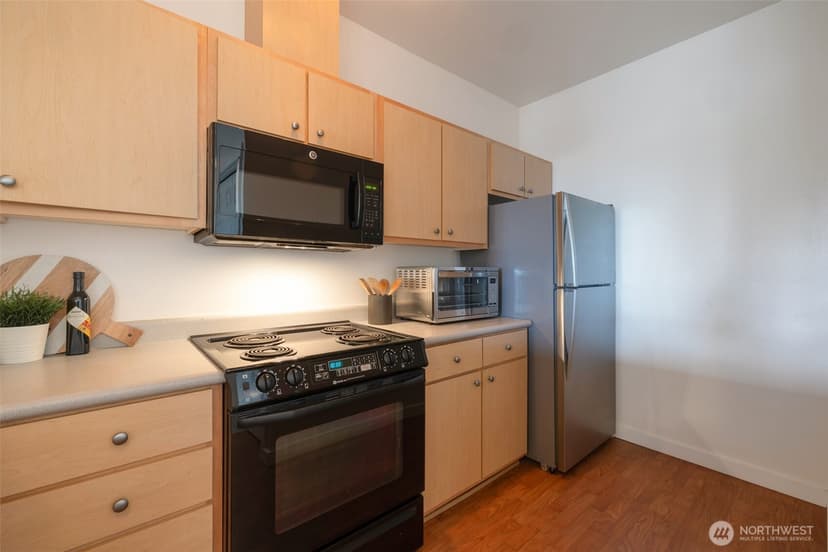 Property photo for 13301 SE 79th Place #B-402, Newcastle photo 13