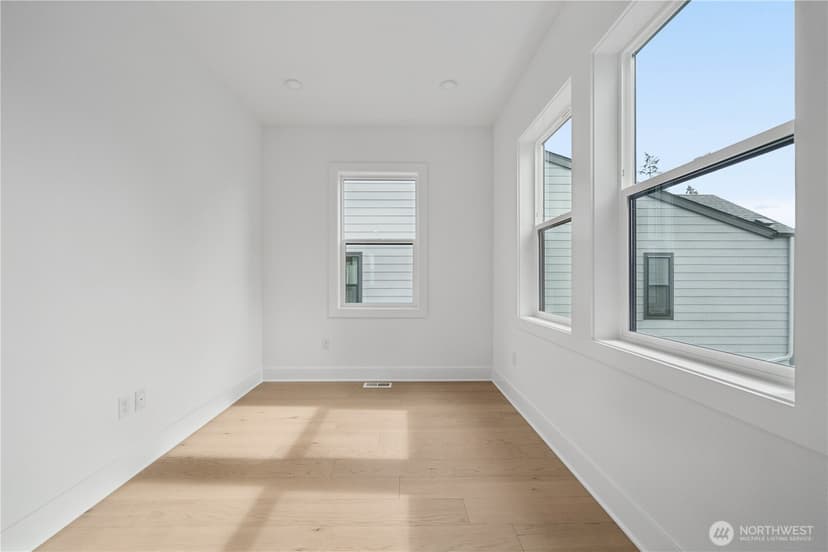 Property photo for 13806 SE 85th Street, Newcastle photo 15