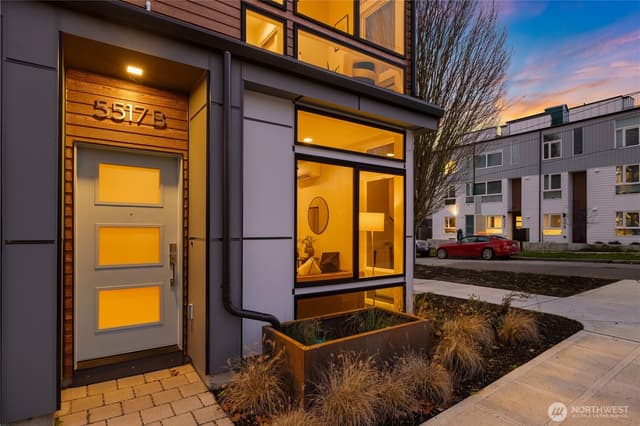 Property photo for 5517 B 9th Avenue NW, Seattle photo 3