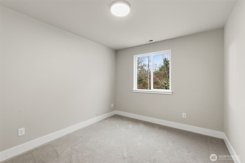 Property photo for 6254 S Mason Avenue, Tacoma photo 17