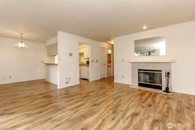 Property photo for 1830 S 336th Street #C102, Federal Way photo 5