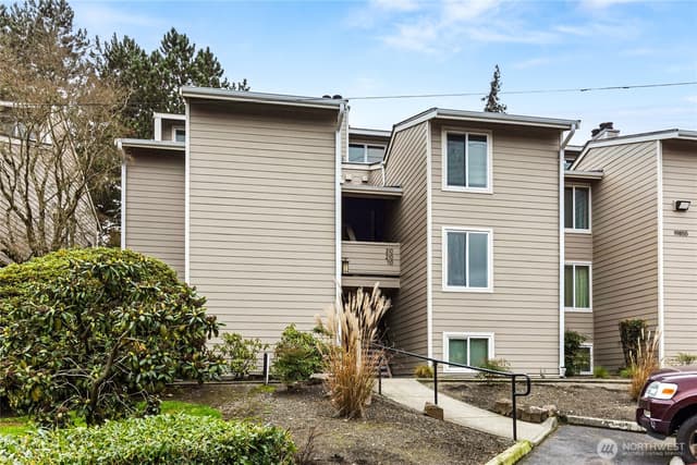 Property photo for 19855 25th Avenue NE #210, Shoreline