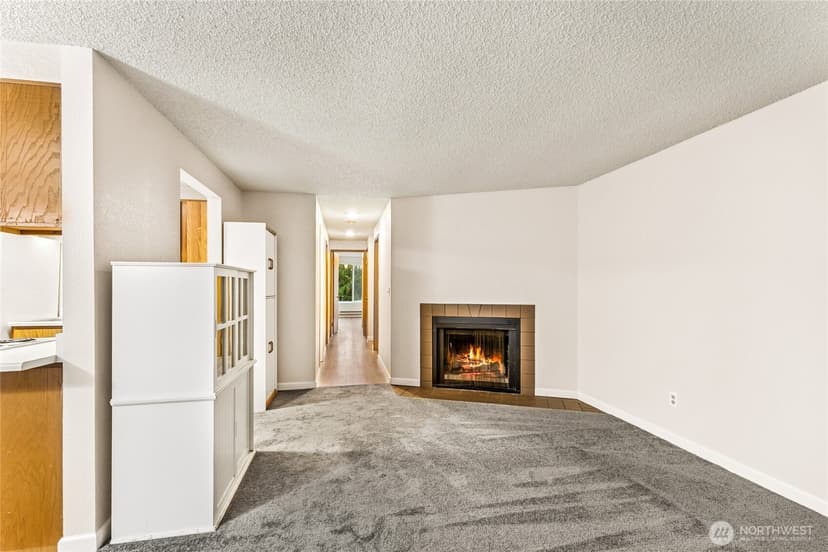 Property photo for 19855 25th Avenue NE #210, Shoreline photo 5