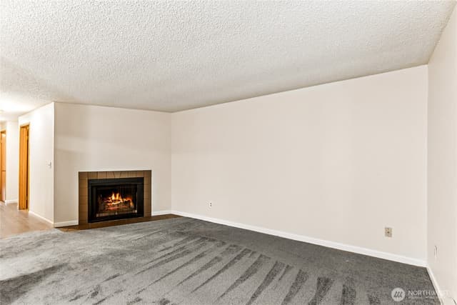 Property photo for 19855 25th Avenue NE #210, Shoreline photo 4