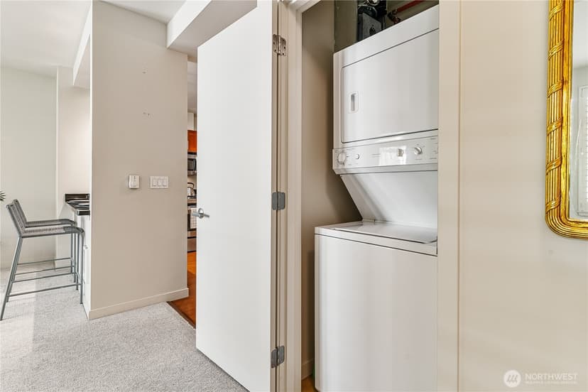 Property photo for 15100 6th Avenue SW #420, Burien photo 12