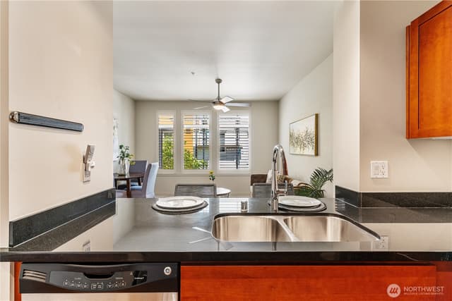 Property photo for 15100 6th Avenue SW #420, Burien photo 5