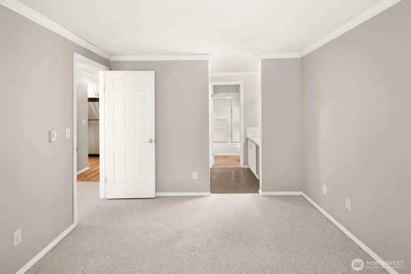 Property photo for 2244 13th Avenue W #407, Seattle photo 20