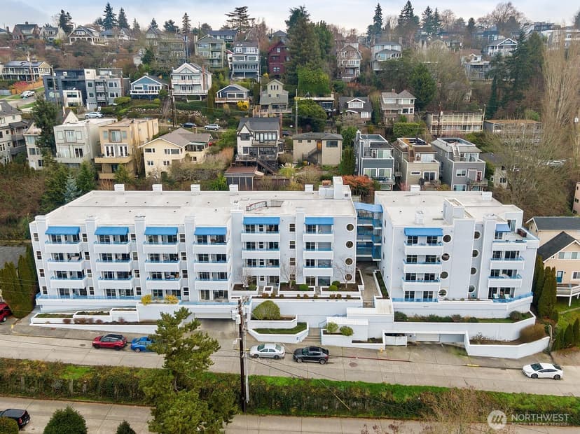 Property photo for 2244 13th Avenue W #407, Seattle photo 6