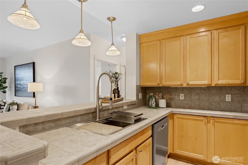 Property photo for 55 Williams Avenue S #203, Renton photo 4