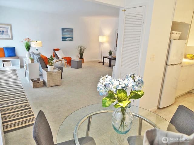 Property photo for 343 4th Avenue #D, Kirkland photo 2