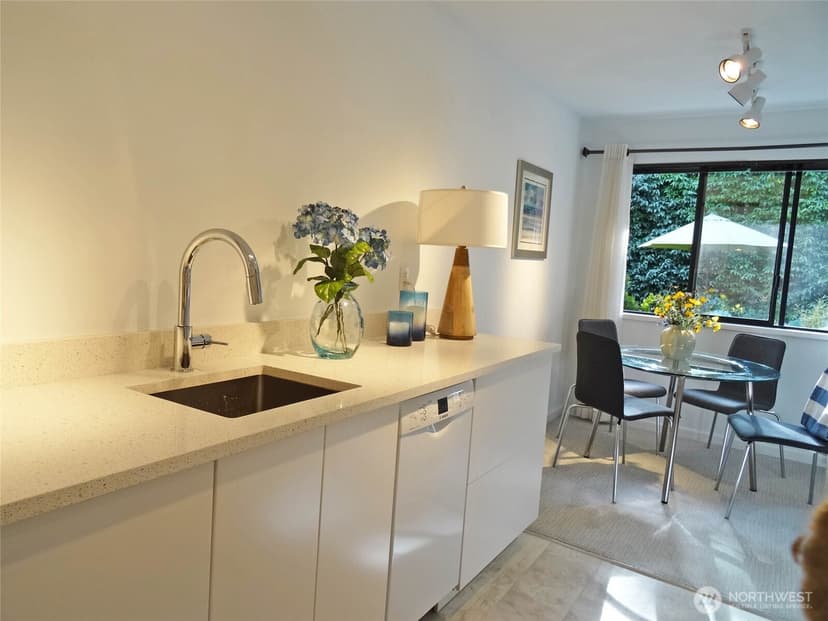 Property photo for 343 4th Avenue #D, Kirkland photo 6